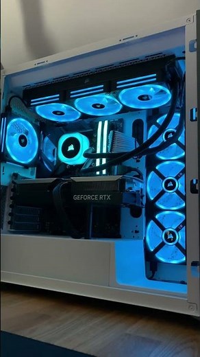 These RGB Fans Perform Optical Illusions - Corsair iCue Link RGB Fans #pc #gaming #tech #shorts