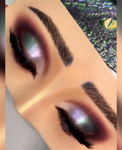 Beauty Dragon Eyeshadow Palette Tutorial