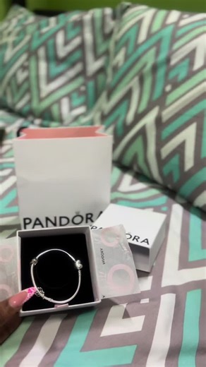 Pandora Unboxing 💗 @Pandora #unboxingvideo #jewelry #pandora #pandorajewelry #pandoracharms #pandorabracelet #unboxings #giftideas #vincytiktokers🇻🇨🇻🇨 #stvincentandthegrenadines #fyp #viral_video