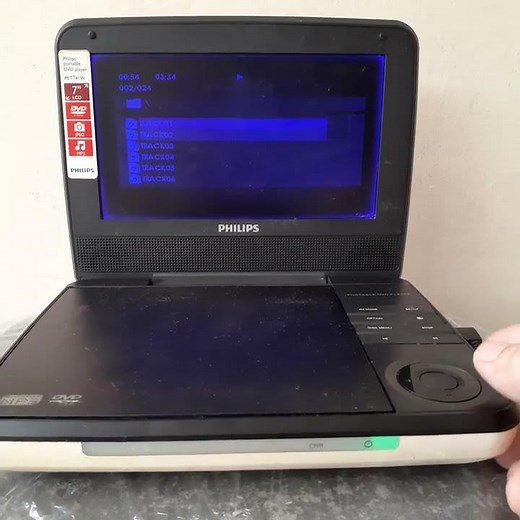 Philips 7" Widescreen Portable DVD Player | FHD 1080p