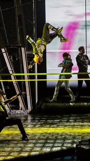 Step into slackline training 💪 | Michael Jackson ONE by Cirque du Soleil