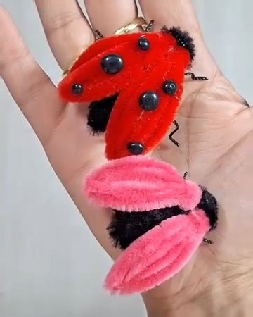 265K views · 1.9K reactions | How to easly make a ladybug with pipe cleaner ❤️ | Yeliz Craft | Facebook