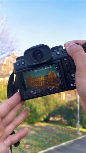 “Urban is my model.”📸#photography #fujifilm #streetphotography