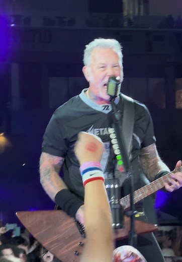 Until it sleeps - Metallica August 25, 2024 - Edmonton #untilitsleeps #metallicafan #m72 #m72worldtour #jameshetfield @metallica