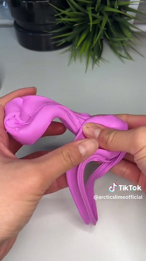 Crazy Aaron's Putty Slime: Mixing Guide & Texture Tips