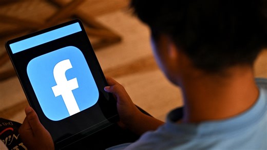 Foreign tourists may have to disclose 5 years of social media history, Trump administration says