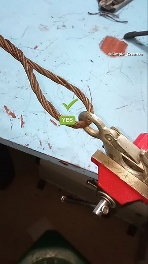 Simple Creative on Instagram: "Really practical tip and trick! How to quickly make a reliable loop on a steel cable yourself. DIY equipment. Tools and tips. #shorts #diy #tips #tricks #lifehack #howto #homemade #cable #tools #tipsandtools #satisfying"