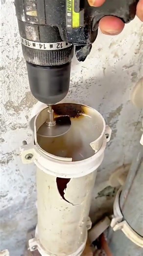 The Easiest Way to Cut Internal PVC Pipes Using a Precision Drill Saw Blade