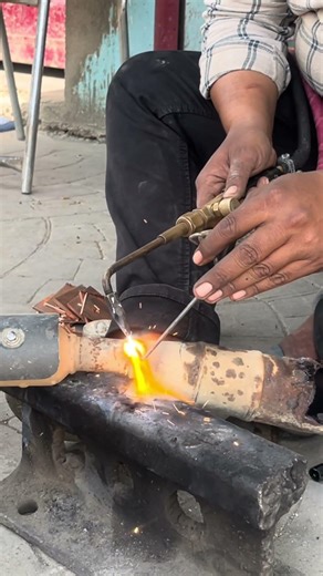 Hero splender Silencer Welding Repair 🔥 Rusted Exhaust Pipe Fix #shorts
