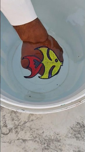 Amazing Fish 🐠 drawing on water 💦 using magic ✨⭐ pen #viral #trending #shortvideos