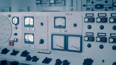 clip-3975469923-block-control-panel-center-power-units-which