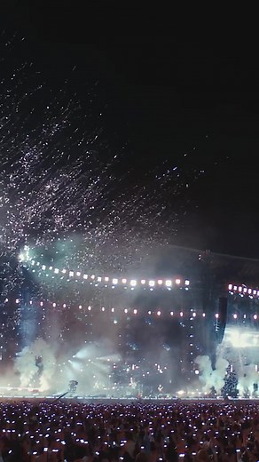OFFICIAL HIGE DANDISM LIVE at STADIUM 2025 #日産スタジアム 公演より、 「50%」ライブ映像を公開しました✋🔥 詳細はYouTubeをご覧ください。 #Official髭男dism #OFFICIALHIGEDANDISM #ヒゲダン