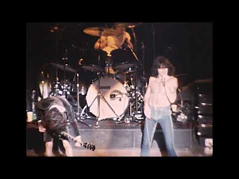 AC/DC - Walk All Over You (Live 1979)