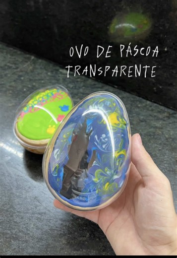 Esse ovinho transparente é super fácil de fazer e muito versátil, pois você consegue fazer com qualquer sabor que você quiser e pode personalizar de qualquer maneira também. Todas as receitas (bolo, recheio, biscoito e cobertura) já estão no meu perfil!❤️ #ovotransparente #ovodecolher #receita #bluestar