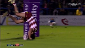 Absolutely bonkers! 😆😆😆 Way to celebrate the match winning try - Anthony Gelling's your man 🍒⚪ | Super League