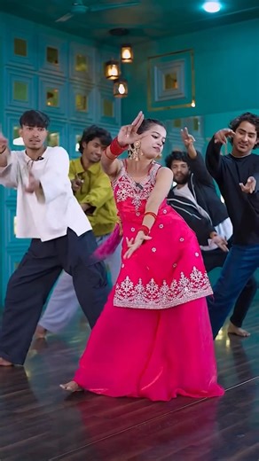 Shararat song #dancetutorial #dhurandhar #shararat #shorts #lokimeena