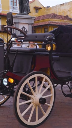 Alejandro Riaño on Instagram: "Después de muchos sobresaltos, reuniones y alianzas, finalmente logramos ver este sueño materializado. Esto es una muestra de que cuando nos unimos nadie puede callar nuestro grito y los cambios tienen que pasar. Agradecimiento infinito a los donantes que me ayudaron a hacer el ruido suficiente para que esto sea hoy una realidad. Gracias a mi equipo de @rianoproducciones_ por acompañarme en todas las gestiones que tuvimos que adelantar. Gracias a @rociocarovillami