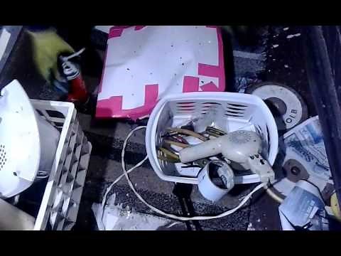 How To Use GREAT STUFF Insulation Foam Sealant, BIG GAP FILLER