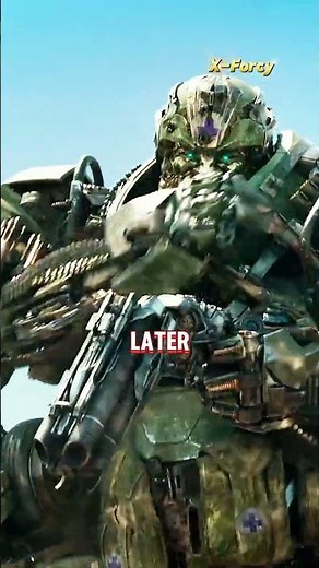 How durable is Hound’s body against Megatron’s attacks? #hound #transformers #tlk