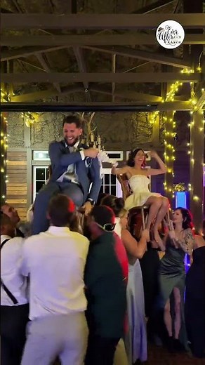 Create Your Dream Fall Wedding with Ever After Farms#barnweddingvenue #weddinglocation