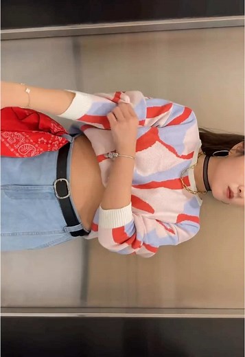 When the outfit lifts your mood instantly! 💖✨ #COLORBOX