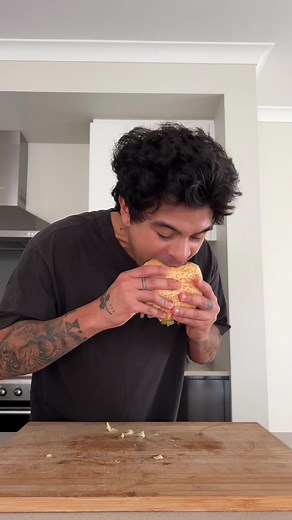 How to Make a Whopper Burger: Hungry Jacks vs Burger King