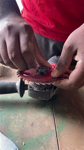 Angle Grinder Wheel Change 🔧 | Cutting Disc Replacement Made Easy