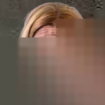 Are you curious about the use of adaptogens? Adaptogens help our bodies adapt to stress without being overwhelmed. If you are using adaptogens because you are in a chronic "fight or flight" state, they work with your body to reduce the effect of cortisol in a positive way. The plant compounds moderate your body's response to stress, which allows us to build resilience to stress. Want more? I have a microlearning course specifically on adaptogens. Check my website to learn more: https://bit.ly/3I