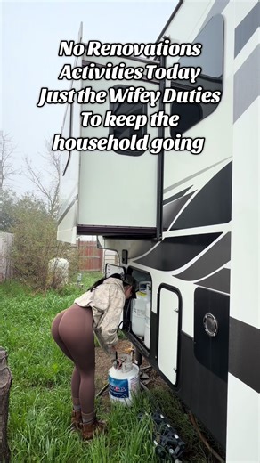 Just the chores to keep the house going! #chores #dailyroutine #wifey #wifelife #wifeduties