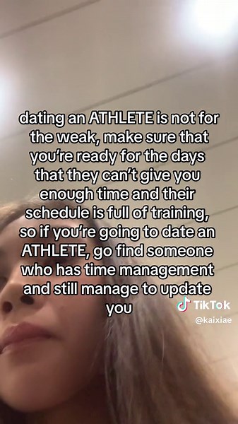 Tips on Dating an Athlete: Managing Time and Expectations