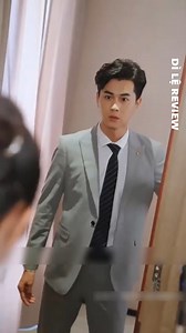 290K views · 2K reactions | Trọn bộ (full) Cô gái bị h uỷ nhan lấy ông già u60, nhưng lại để cho tổng tài quẹt thẻ check hàng và cái kết | Dì Lệ Review | Facebook