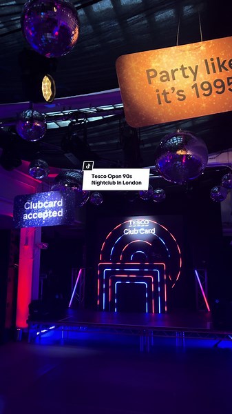 Tesco's 90s Nightclub: A Nostalgic London Experience