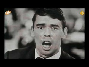 Jacques Brel breaks his guitar after performing "Quand on a que l'amour"