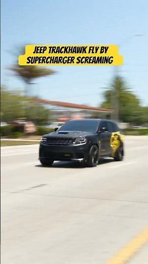 Jeep Trackhawk Fly By Supercharged, Screaming! #trackhawk #jeep