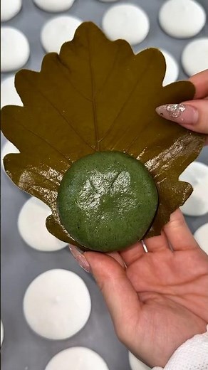 100% pure grass mochi making in Japan 🇯🇵 #japanesefood #dessert #大好物は高カロリー