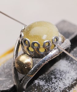 57K views · 109 reactions | Turning Old Junk into Beautiful Jewelry: Crafting a Ring from Recycled Treasures | 5-Minute Crafts Teens | Facebook