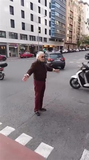 Discusión con el autobusero