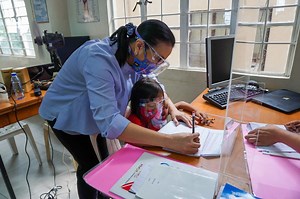 DepEd lacks authority to stop Robredo office's learning hubs after 'miscommunication' | ABS-CBN News