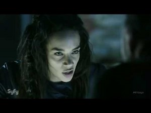 MALE VS FEMALE BAR DUEL