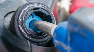 El aditivo necesario para evitar la cristalización del AdBlue de los coches diésel