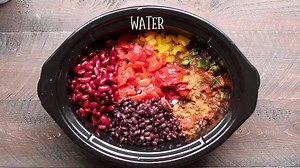 257K views · 117 reactions | Slow Cooker 3 Pepper Venison Chili has the perfect amount of heat. Great recipe for venison! Recipe: https://www.themagicalslowcooker.com/slow-cooker-venison-chili/ | The Magical Slow Cooker | Facebook