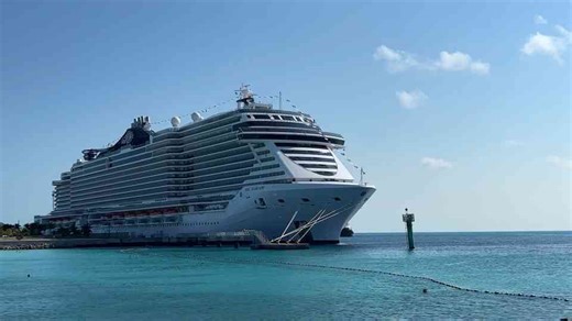 Large cruise ships vs small cruise ships - the choice most travelers get wrong