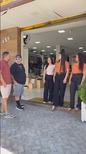 Tem mulher bonita? #pegadinha