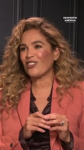 💍 ¡30 años de amor! Karla Martinez se sincera en plena entrevista 💖🎙️ #DespiertaAmérica de lunes a viernes a las 7a/6c por Univision #KarlaMartínez #AmorVerdadero #Clippeo | Despierta America
