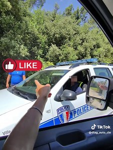 🔧 Intervention du jour : Programmation carte Clio 3 💳🚗 La carte avait pris l’eau 💦 et elle ne répondait plus… Appelé en urgence pour sauver la situation ⚡🛠️ 👉 Diagnostic, reprogrammation, test final : mission réussie ✅ #diagautoclemiramas #Dépannage #serrurier #urgence