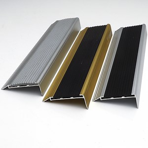 [Hot Item] Niuyuan Foshan Factory Extrusion Profile Aluminum Stair Tread Anti Slip Bullnose Stair Nosing