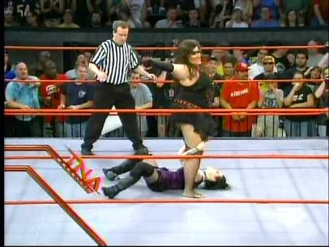 Rosey Lotta Love (Betsy Ruth) injures Daffney