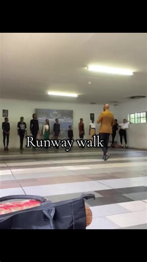 Mastering the Runway Walk for Aspiring Models