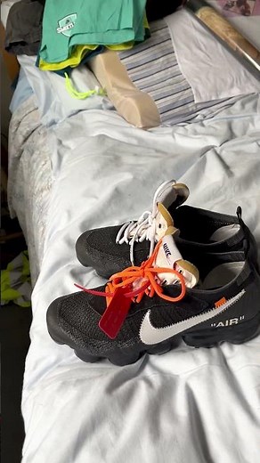 ** Air Vapormax x Off-White 'The Ten - Black/White' **