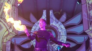 Part 1 of 3 of live fire performance Envision Festival 2023 with Dimond Saints Music: Layla, Smokestacks remix by Dimond Saints #fireshow #flowart #flowartsmovement #flowarts #pyrodanza #firedancer #firedancing #firedance #contactstaff #performanceart #envisionfestival #envisionfestival2023 #liveperformance #festivalperformer | Pyrodanza